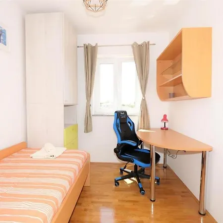Apartment Nautilus Novigrad (Istria)