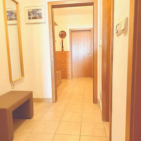 Apartment Nautilus